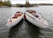 Scerrycruiser 22m2 Fragancia on the left, and 8 mR Windy on the right.